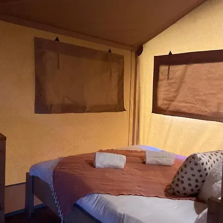 Cerchio Del Desiderio Glamping Retreat Luxe tent