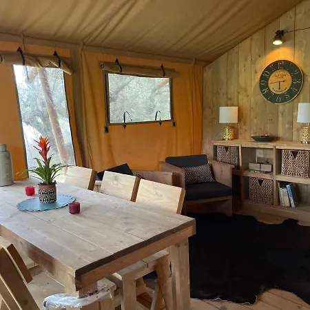 Cerchio Del Desiderio Glamping Retreat פסקרה