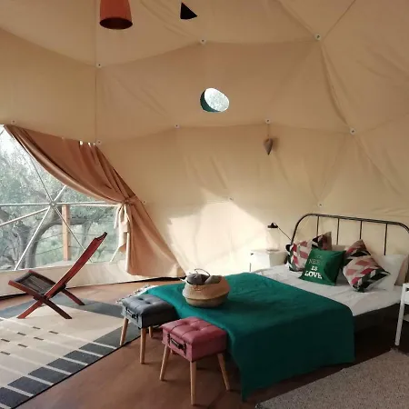 Cerchio Del Desiderio Glamping Retreat אוהל מפואר *