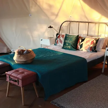 Cerchio Del Desiderio Glamping Retreat פסקרה