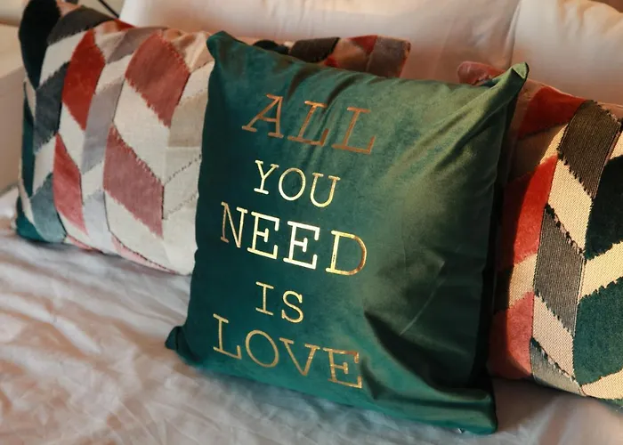 Cerchio Del Desiderio Glamping Retreat Πεσκάρα